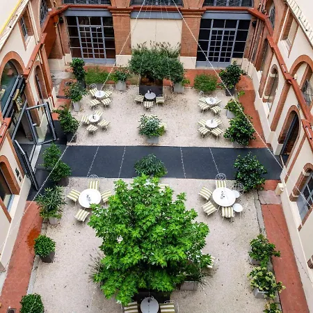 Ibis Styles Capitole Hotel 3*