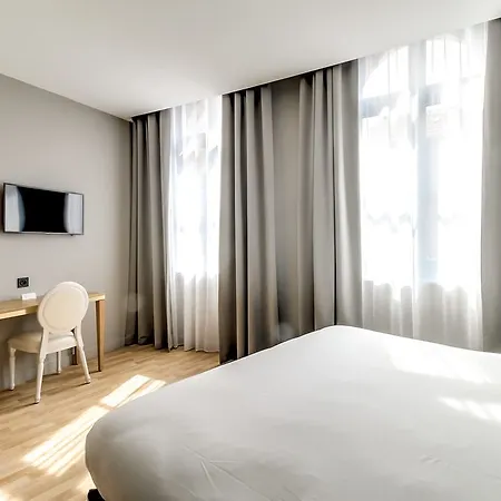 Hotel Ibis Styles Capitole 3*