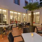 Ibis Styles Capitole Hotel 3*