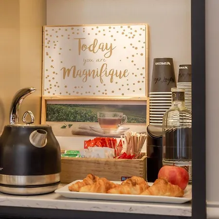 宜必思风格图卢兹卡皮托勒酒店 3*