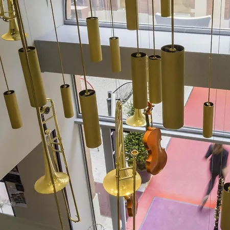 宜必思风格图卢兹卡皮托勒酒店 3*