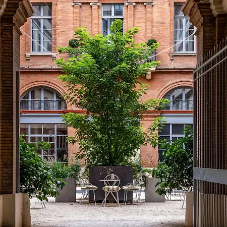 宜必思风格图卢兹卡皮托勒酒店 酒店 圖盧茲