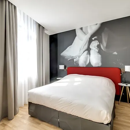 酒店 宜必思风格图卢兹卡皮托勒酒店 3*