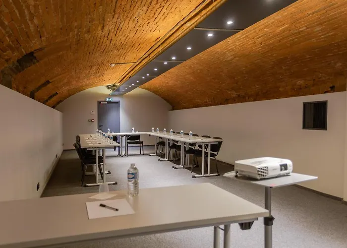 Hotel Ibis Styles Capitole 3*